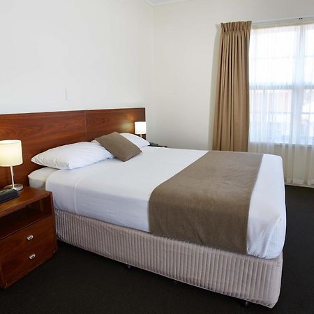 The Rose Hotel & Motel Bunbury Room photo