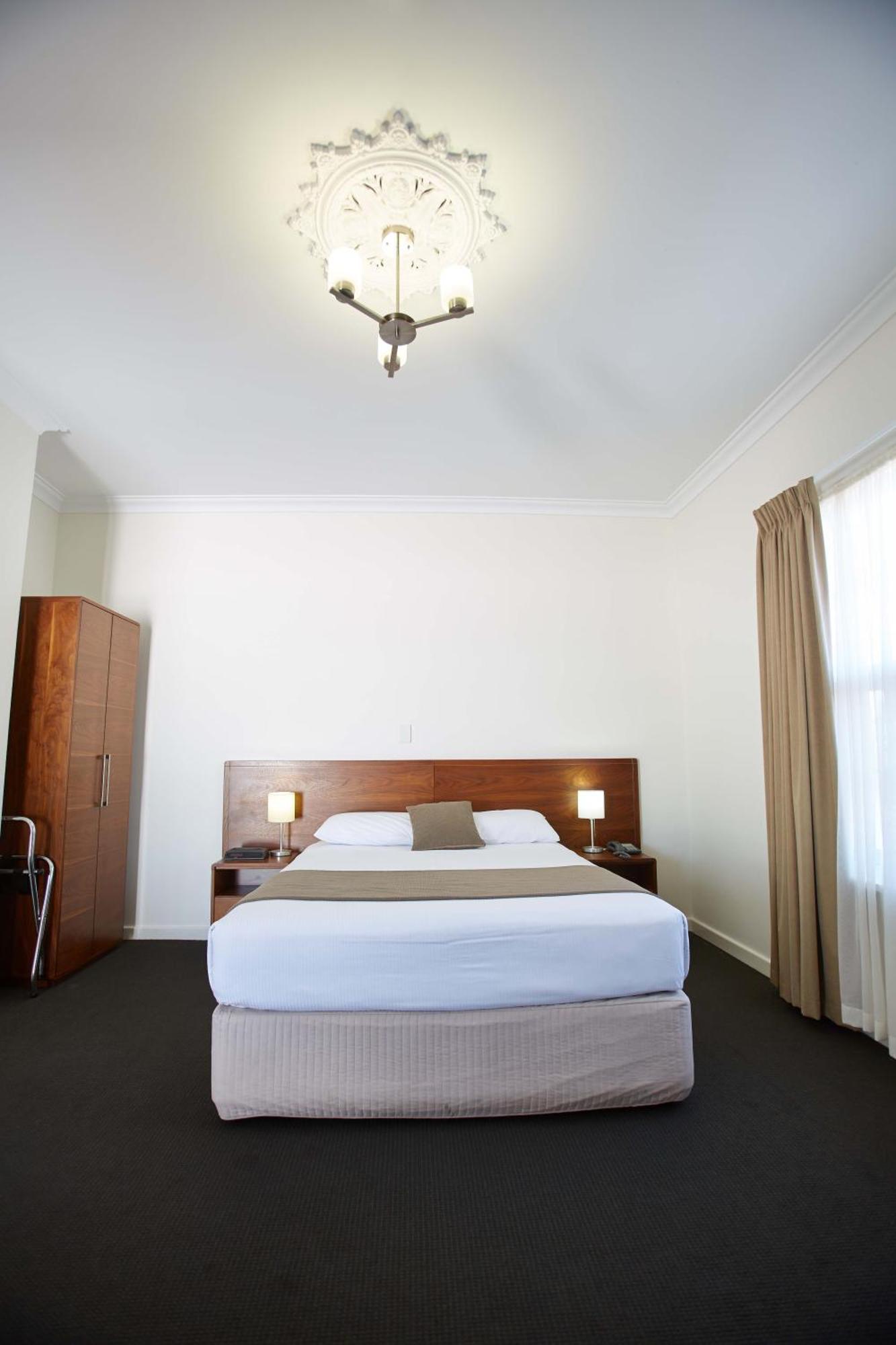 The Rose Hotel & Motel Bunbury Room photo