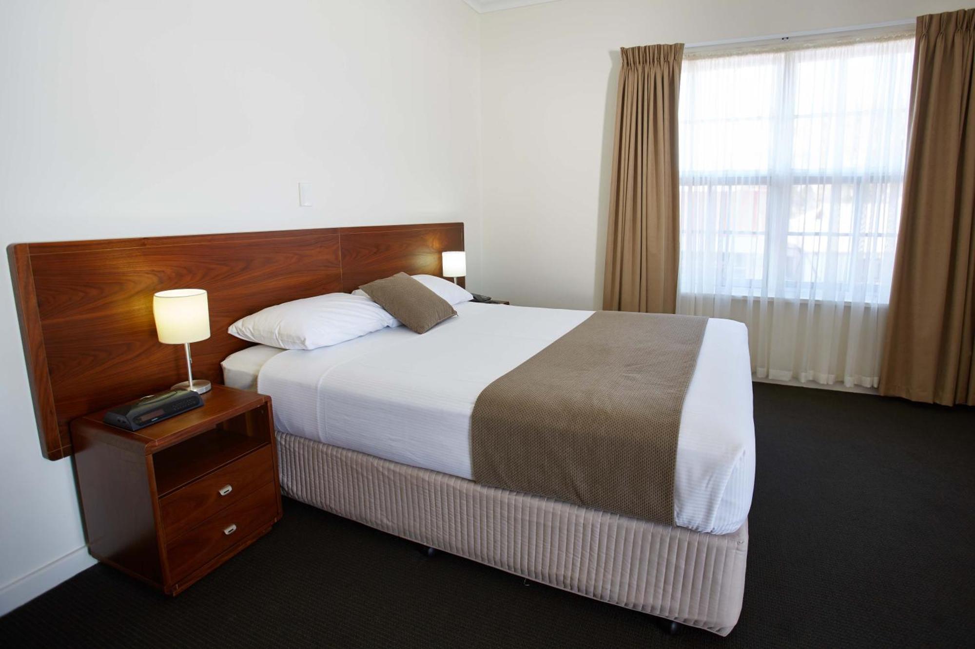 The Rose Hotel & Motel Bunbury Room photo