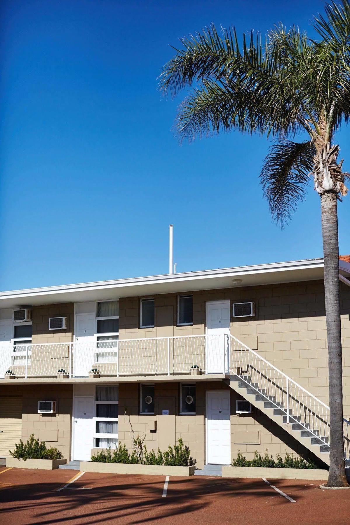 The Rose Hotel & Motel Bunbury Exterior photo